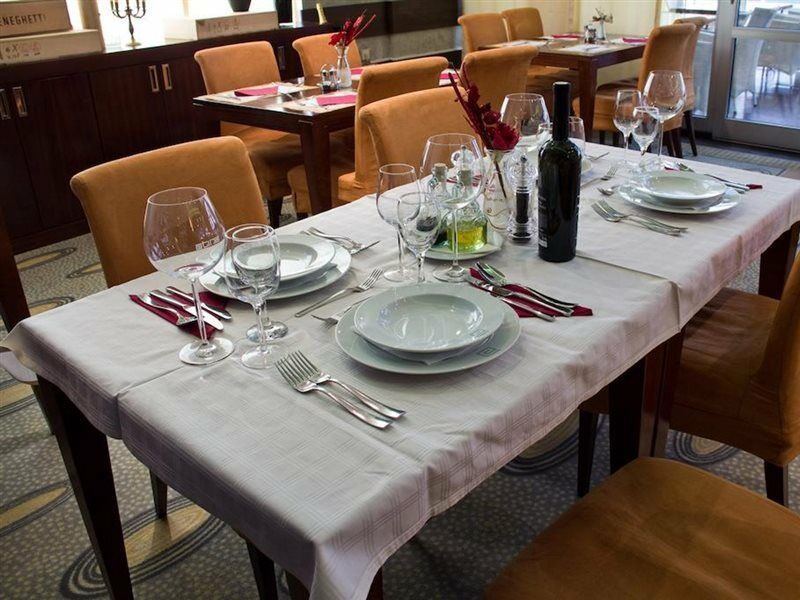 Hotel Atina Баня Лука Екстериор снимка